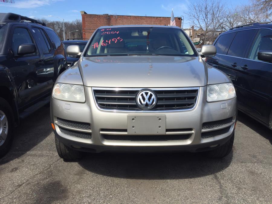 2004 Volkswagen Touareg 4dr V6, available for sale in Brooklyn, New York | Atlantic Used Car Sales. Brooklyn, New York