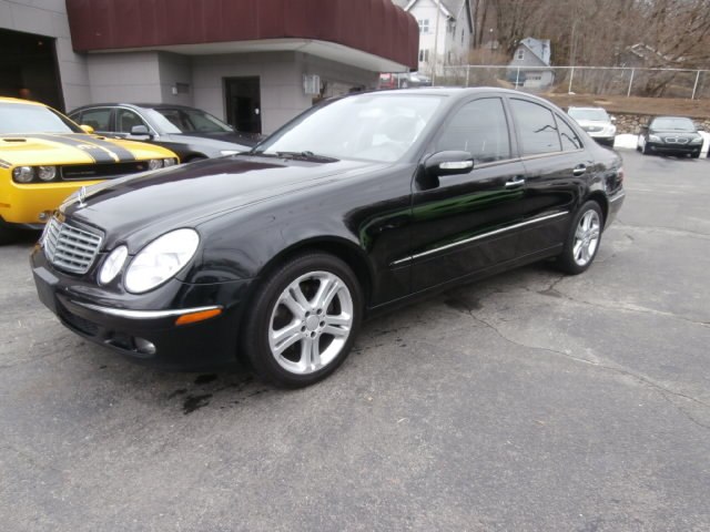 2006 Mercedes-Benz E-Class 4dr Sdn 3.5L 4MATIC, available for sale in Waterbury, Connecticut | Jim Juliani Motors. Waterbury, Connecticut