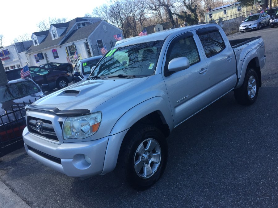 2007 Toyota Tacoma 4WD Double 128 V6 AT, available for sale in Huntington Station, New York | Huntington Auto Mall. Huntington Station, New York