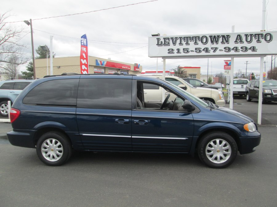 2002 Chrysler Town & Country 4dr LXi FWD, available for sale in Levittown, Pennsylvania | Levittown Auto. Levittown, Pennsylvania