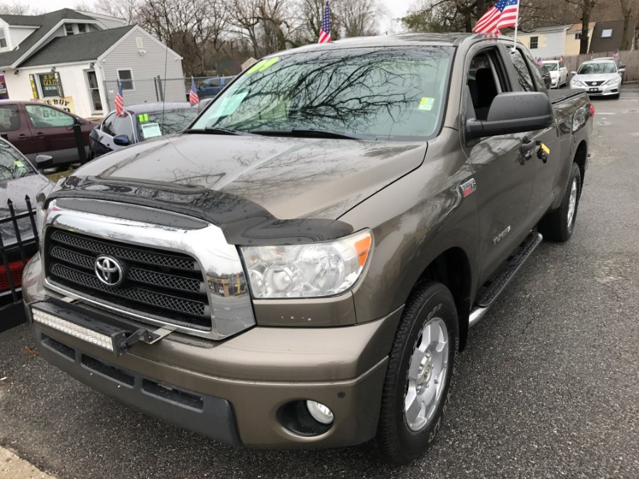 2009 Toyota Tundra 4WD Truck Dbl 5.7L V8 6-Spd AT (Natl), available for sale in Huntington Station, New York | Huntington Auto Mall. Huntington Station, New York