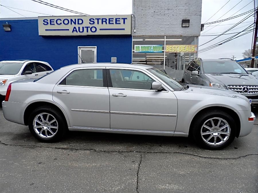2008 Chrysler 300 LIMITED, available for sale in Manchester, New Hampshire | Second Street Auto Sales Inc. Manchester, New Hampshire