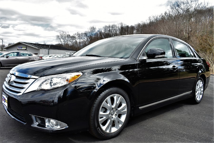 2011 Toyota Avalon 4dr Sdn, available for sale in Berlin, Connecticut | Tru Auto Mall. Berlin, Connecticut