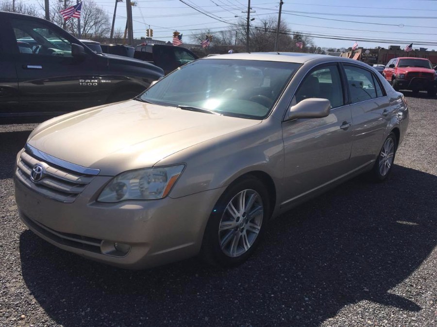 2005 Toyota Avalon 4dr Sdn Limited (Natl), available for sale in Bohemia, New York | B I Auto Sales. Bohemia, New York