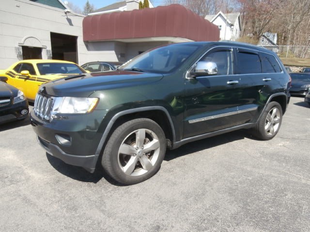 2011 Jeep Grand Cherokee 4WD 4dr Limited, available for sale in Waterbury, Connecticut | Jim Juliani Motors. Waterbury, Connecticut
