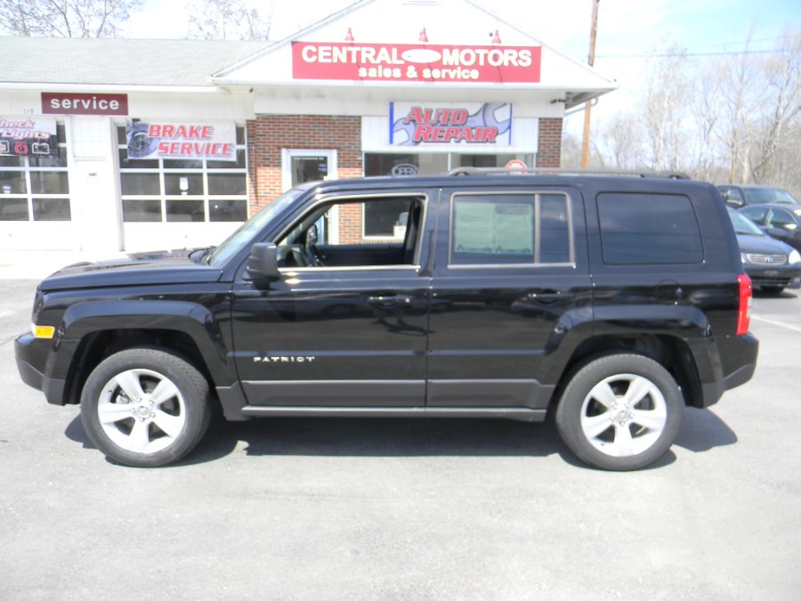 2014 Jeep Patriot 4WD 4dr Latitude, available for sale in Southborough, Massachusetts | M&M Vehicles Inc dba Central Motors. Southborough, Massachusetts