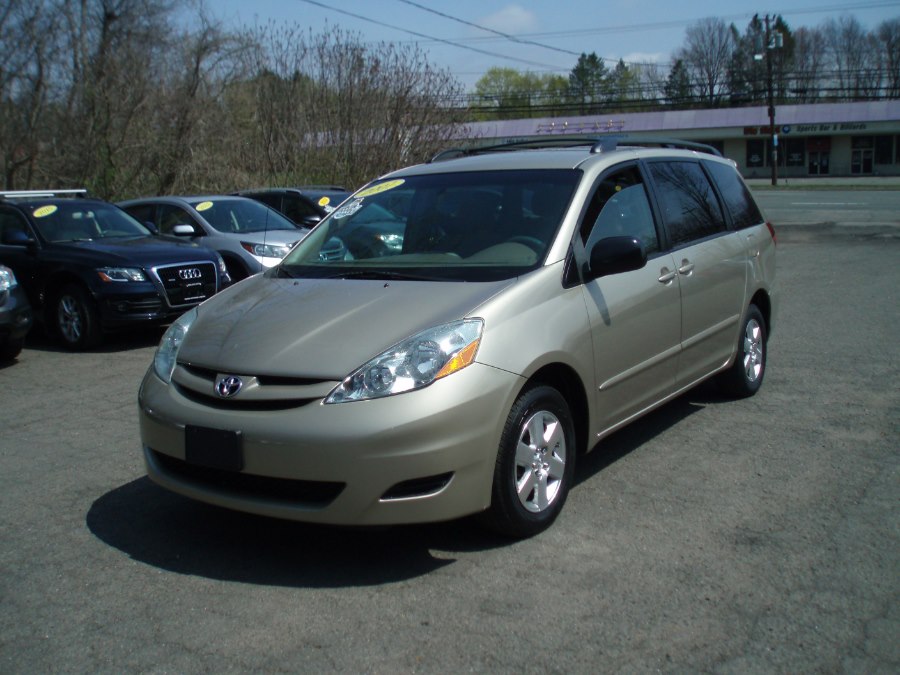 2007 Toyota Sienna 5dr 7-Passenger Van LE FWD, available for sale in Manchester, Connecticut | Vernon Auto Sale & Service. Manchester, Connecticut