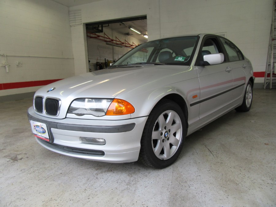 1999 BMW 3-Series 323I 4dr Sdn, available for sale in Little Ferry, New Jersey | Royalty Auto Sales. Little Ferry, New Jersey
