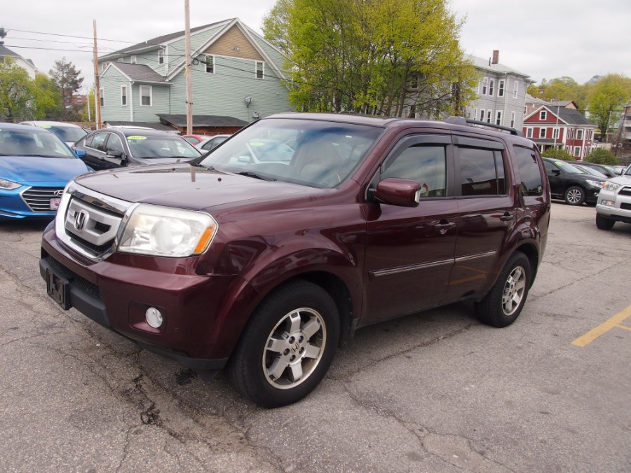 2009 Honda Pilot 4WD 4dr Touring w/Navi/Sun Roof/Backup Camera, available for sale in Worcester, Massachusetts | Hilario's Auto Sales Inc.. Worcester, Massachusetts