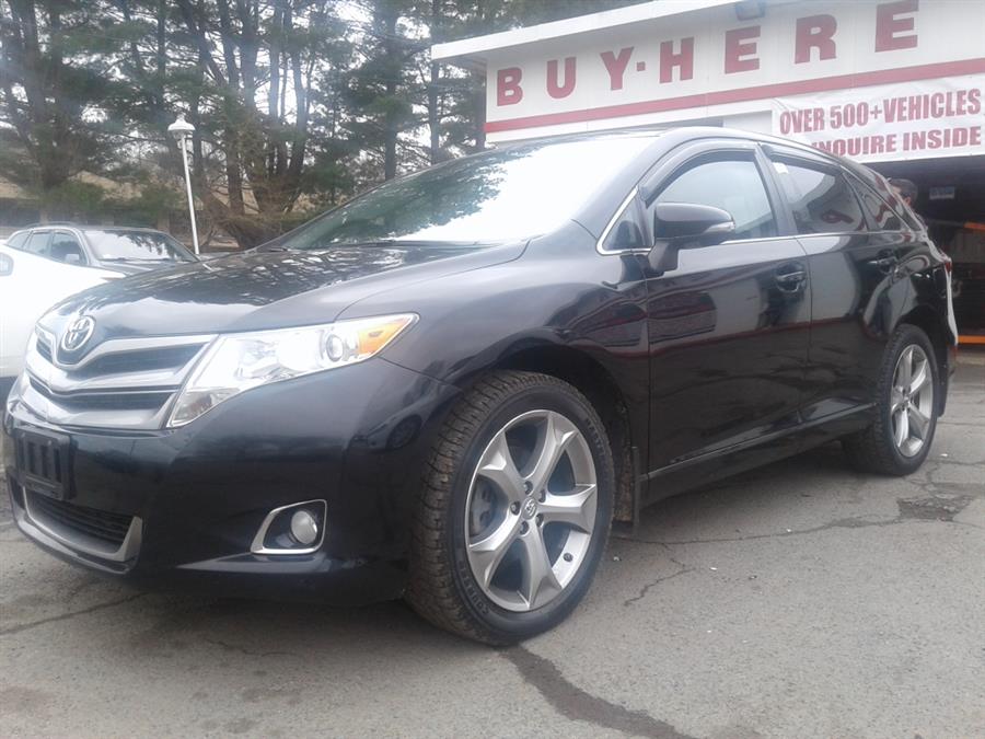 2013 Toyota Venza 4dr Wgn V6 AWD LE (Natl), available for sale in S.Windsor, Connecticut | Empire Auto Wholesalers. S.Windsor, Connecticut