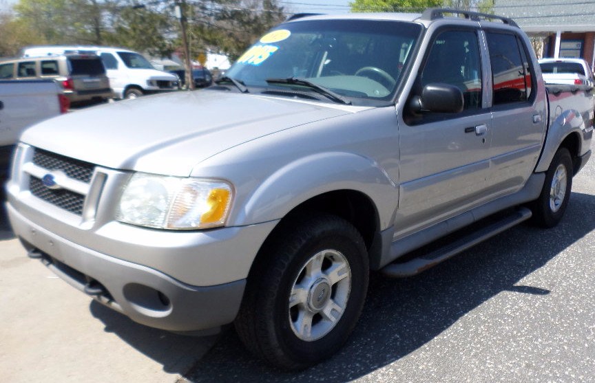 2003 Ford Explorer Sport Trac 4dr 126" WB 4WD XLT Premium, available for sale in Patchogue, New York | Romaxx Truxx. Patchogue, New York