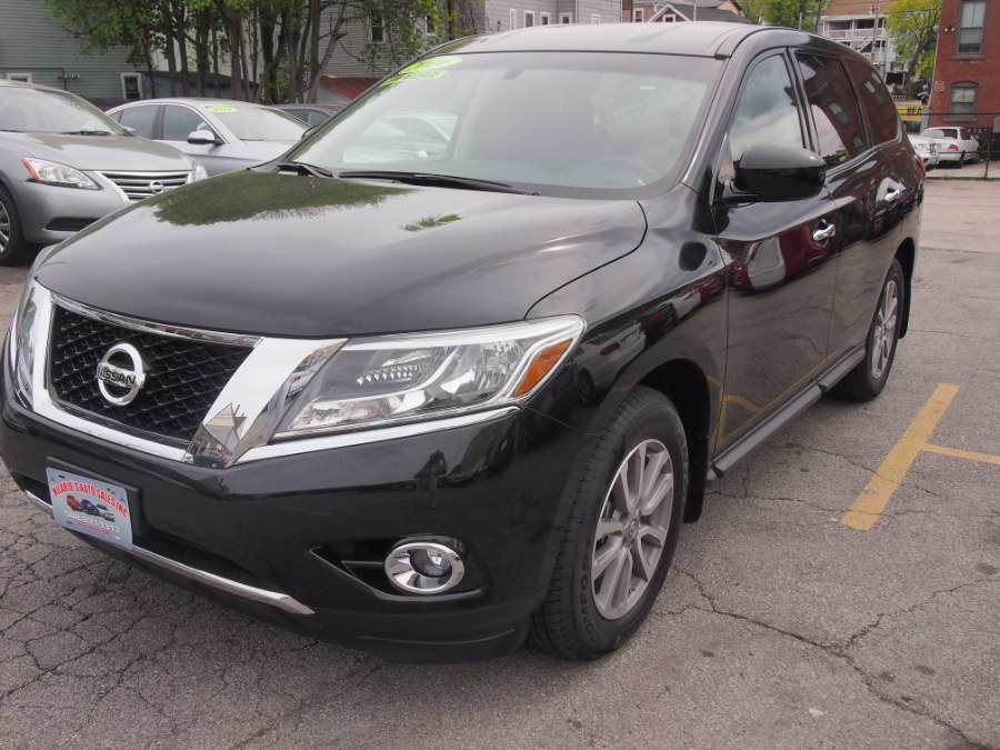 2014 Nissan Pathfinder 4WD 4dr S/ 7 Passenger, available for sale in Worcester, Massachusetts | Hilario's Auto Sales Inc.. Worcester, Massachusetts