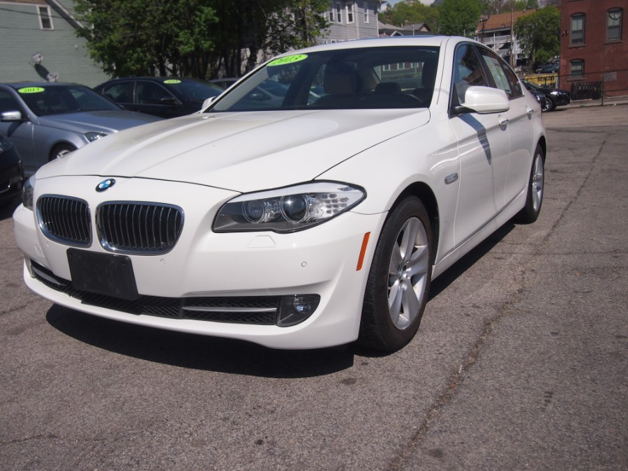 2013 BMW 5 Series 4dr Sdn 528i xDrive AWD, available for sale in Worcester, Massachusetts | Hilario's Auto Sales Inc.. Worcester, Massachusetts
