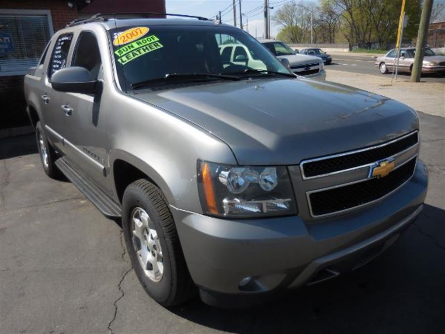 2007 Chevrolet Avalanche LT3 4WD, available for sale in New Haven, Connecticut | Boulevard Motors LLC. New Haven, Connecticut