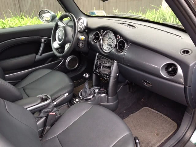 Used MINI Cooper Convertible 2dr 2008 | Jan's Euro Motors, Inc. Huntington, New York Used MINI Cooper Convertible 2dr 2008 | Jan's Euro Motors, Inc. Huntington, New York