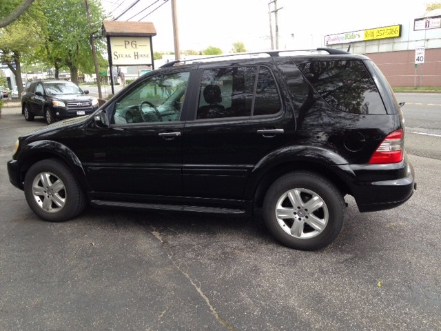 Used Mercedes-Benz M-Class 4MATIC 4dr 3.7L 2005 | Jan's Euro Motors, Inc. Huntington, New York Used Mercedes-Benz M-Class 4MATIC 4dr 3.7L 2005 | Jan's Euro Motors, Inc. Huntington, New York