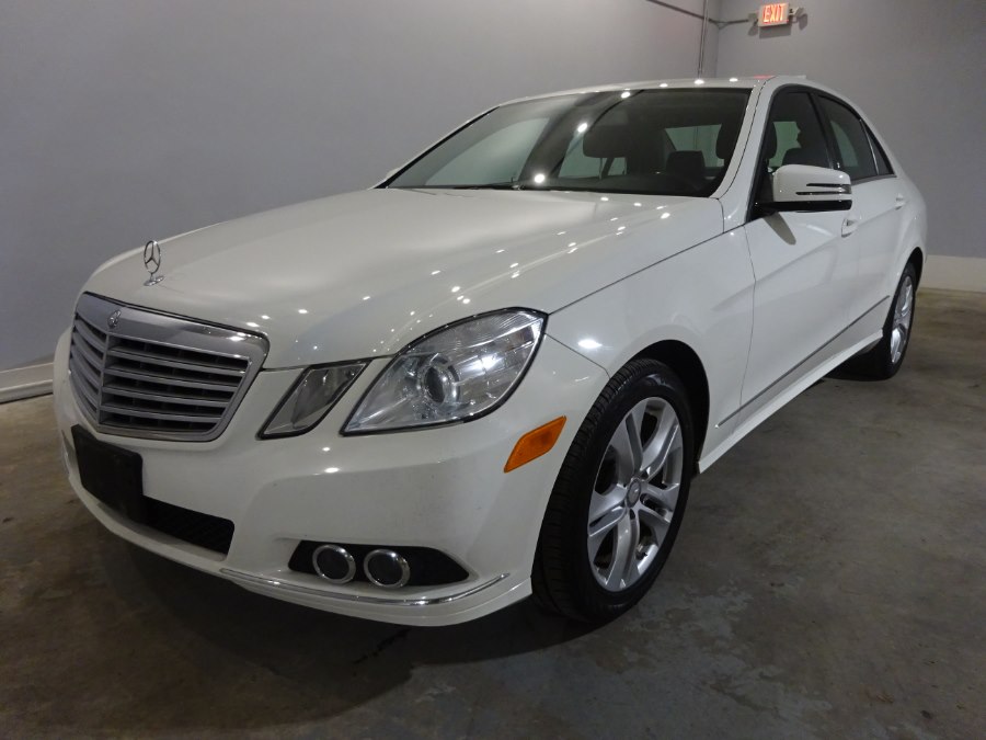 2011 Mercedes-Benz E-Class 4dr Sdn E350 Luxury 4MATIC, available for sale in Danbury, Connecticut | Performance Imports. Danbury, Connecticut