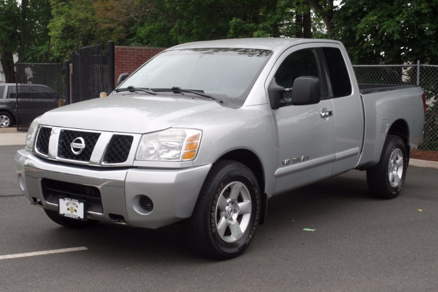 2006 Nissan Titan SE King Cab 4WD, available for sale in Manchester, Connecticut | Jay's Auto. Manchester, Connecticut
