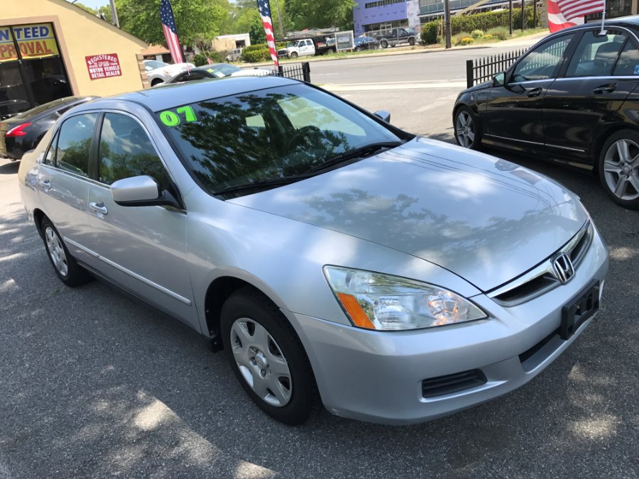 2007 Honda Accord Sdn 4dr I4 AT LX PZEV, available for sale in Huntington Station, New York | Huntington Auto Mall. Huntington Station, New York