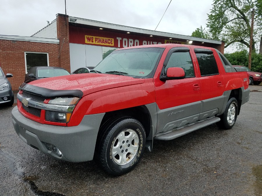 2002 Chevrolet Avalanche 1500 Crew Cab 4WD Leather DVD, available for sale in East Windsor, Connecticut | Toro Auto. East Windsor, Connecticut