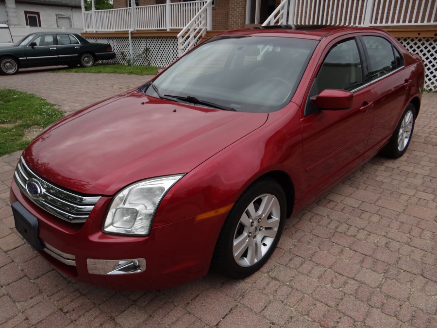 2006 Ford Fusion 4dr Sdn V6 SEL, available for sale in West Babylon, New York | SGM Auto Sales. West Babylon, New York