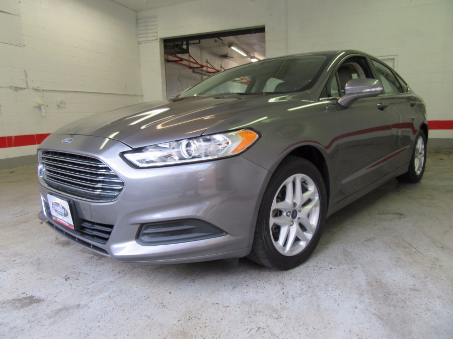 2014 Ford Fusion 4dr Sdn SE FWD, available for sale in Little Ferry, New Jersey | Royalty Auto Sales. Little Ferry, New Jersey
