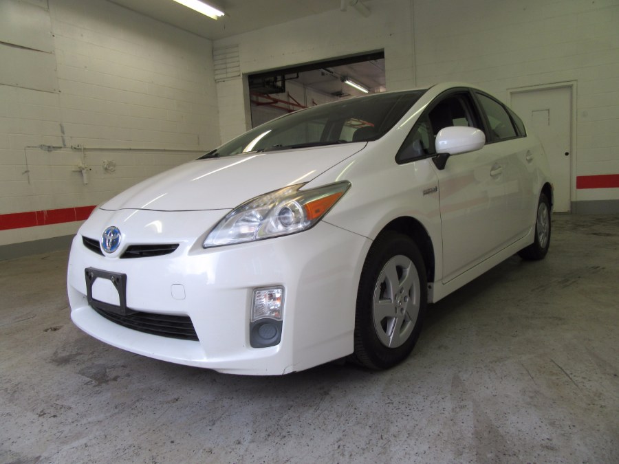 2010 Toyota Prius 5dr HB III (Natl), available for sale in Little Ferry, New Jersey | Royalty Auto Sales. Little Ferry, New Jersey