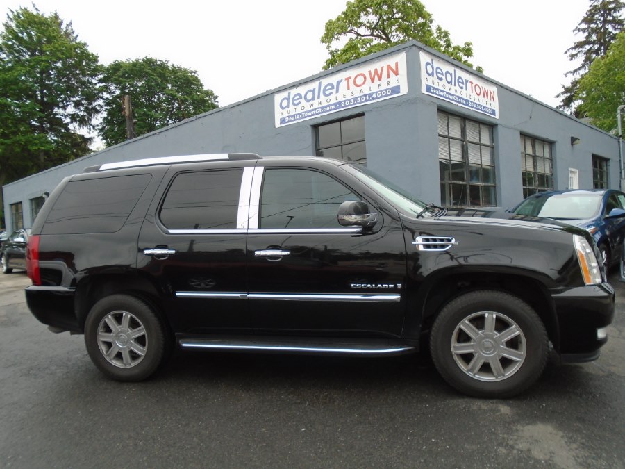 2007 Cadillac Escalade AWD 4dr, available for sale in Milford, Connecticut | Dealertown Auto Wholesalers. Milford, Connecticut