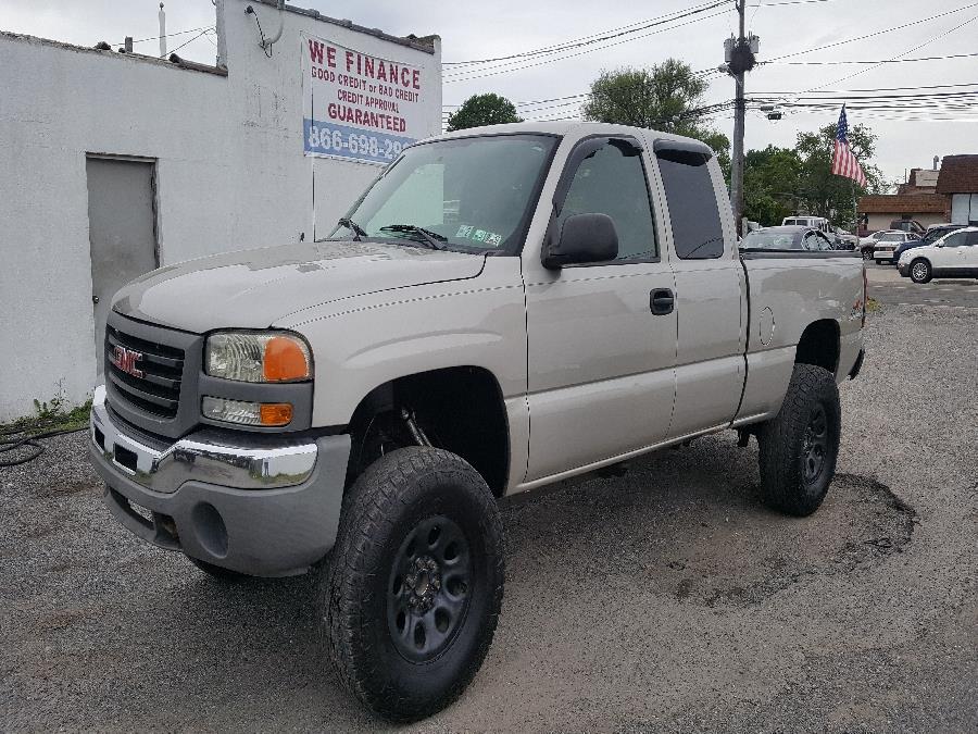 2006 GMC Sierra 1500 Ext Cab SLE, available for sale in Copiague, New York | Great Buy Auto Sales. Copiague, New York