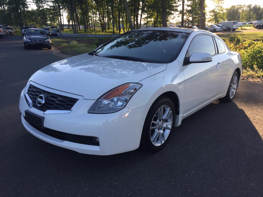 2008 Nissan Altima 2dr Cpe V6 CVT 3.5 SE, available for sale in New Britain, Connecticut | Central Auto Sales & Service. New Britain, Connecticut