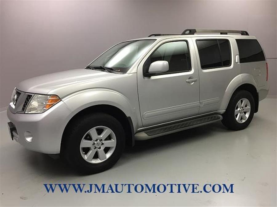 2010 Nissan Pathfinder 4WD 4dr V6 S, available for sale in Naugatuck, Connecticut | J&M Automotive Sls&Svc LLC. Naugatuck, Connecticut