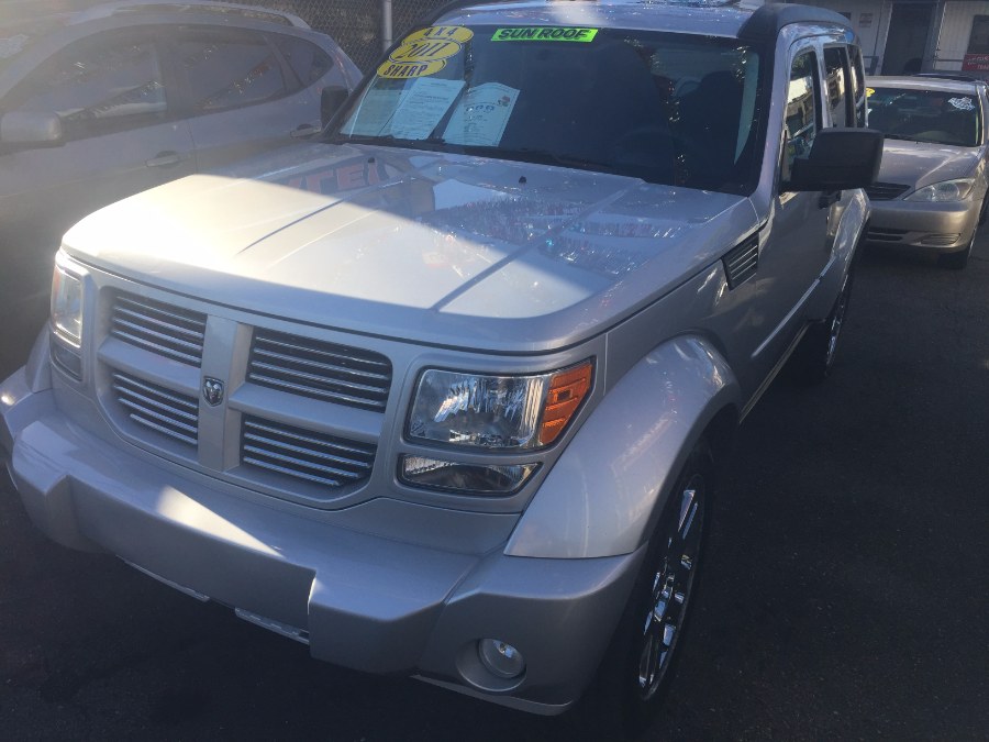 2011 Dodge Nitro 4WD 4dr Heat, available for sale in Middle Village, New York | Middle Village Motors . Middle Village, New York