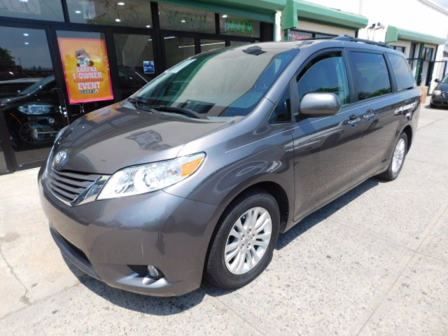 2015 Toyota Sienna 5dr 8-Pass Van XLE FWD (Natl), available for sale in Woodside, New York | Pepmore Auto Sales Inc.. Woodside, New York