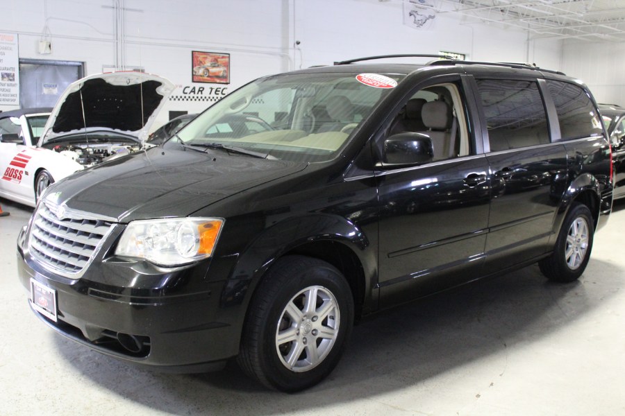 2008 Chrysler Town & Country 4dr Wgn Touring, available for sale in Deer Park, New York | Car Tec Enterprise Leasing & Sales LLC. Deer Park, New York 2008 Chrysler Town & Country 4dr Wgn Touring, available for sale in Deer Park, New York | Car Tec Enterprise Leasing & Sales LLC. Deer Park, New York