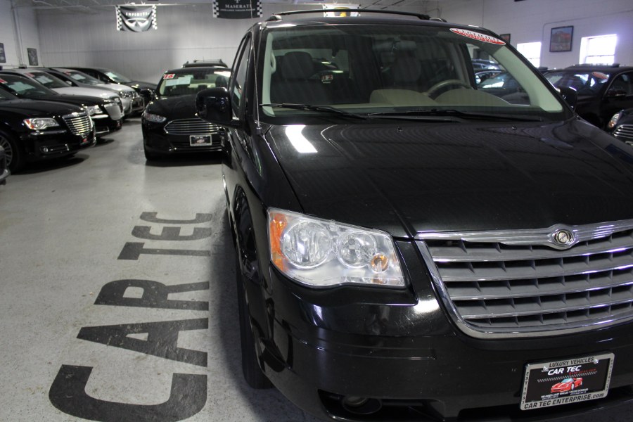 2008 Chrysler Town & Country 4dr Wgn Touring, available for sale in Deer Park, New York | Car Tec Enterprise Leasing & Sales LLC. Deer Park, New York 2008 Chrysler Town & Country 4dr Wgn Touring, available for sale in Deer Park, New York | Car Tec Enterprise Leasing & Sales LLC. Deer Park, New York