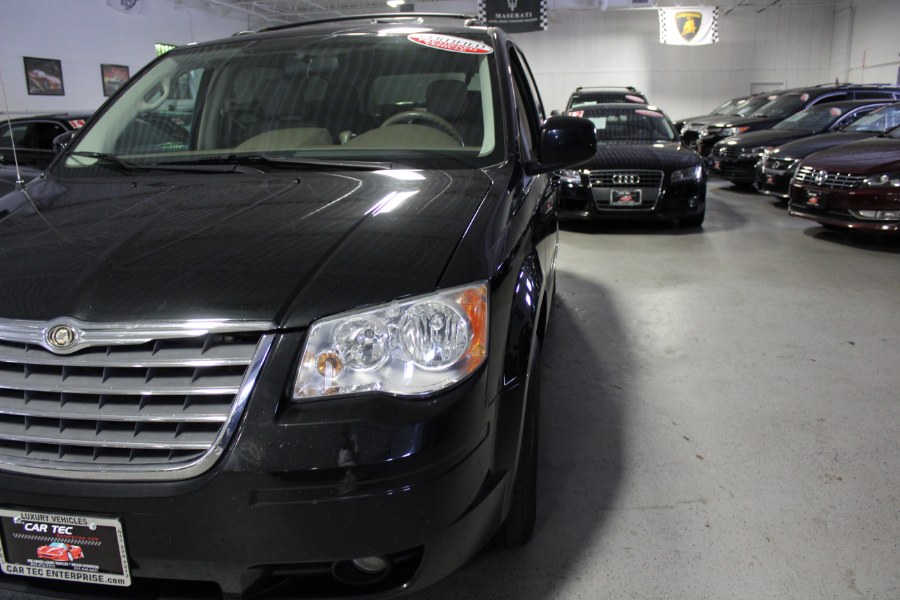 2008 Chrysler Town & Country 4dr Wgn Touring, available for sale in Deer Park, New York | Car Tec Enterprise Leasing & Sales LLC. Deer Park, New York 2008 Chrysler Town & Country 4dr Wgn Touring, available for sale in Deer Park, New York | Car Tec Enterprise Leasing & Sales LLC. Deer Park, New York