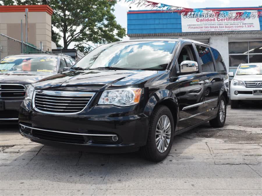 2014 Chrysler T&C Touring-L, available for sale in Huntington Station, New York | Connection Auto Sales Inc.. Huntington Station, New York