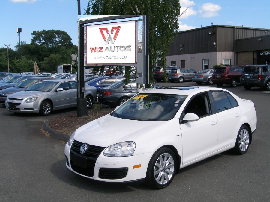 2010 Volkswagen Jetta Sedan 4dr DSG Wolfsburg PZEV, available for sale in Stratford, Connecticut | Wiz Leasing Inc. Stratford, Connecticut