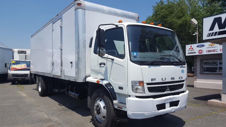 2010 Mitsubishi FM330 26 Feet Box Side Door Lift Gate, available for sale in South Amboy, New Jersey | NJ Truck Spot. South Amboy, New Jersey