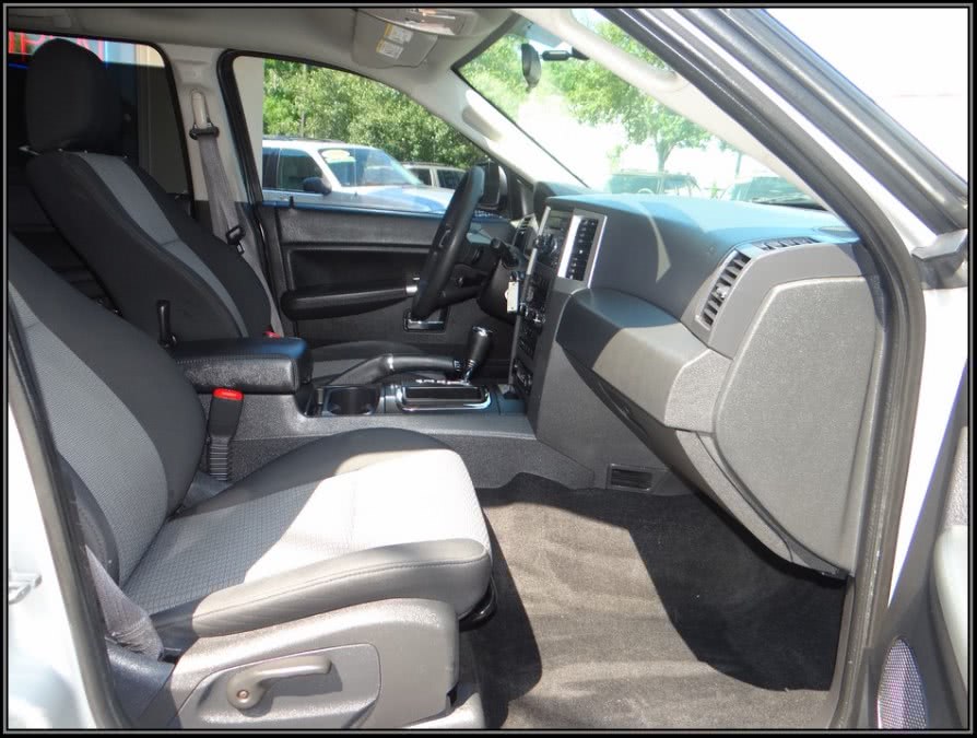 2009 Jeep Grand Cherokee 4WD 4dr Laredo, available for sale in Huntington Station, New York | My Auto Inc.. Huntington Station, New York 2009 Jeep Grand Cherokee 4WD 4dr Laredo, available for sale in Huntington Station, New York | My Auto Inc.. Huntington Station, New York