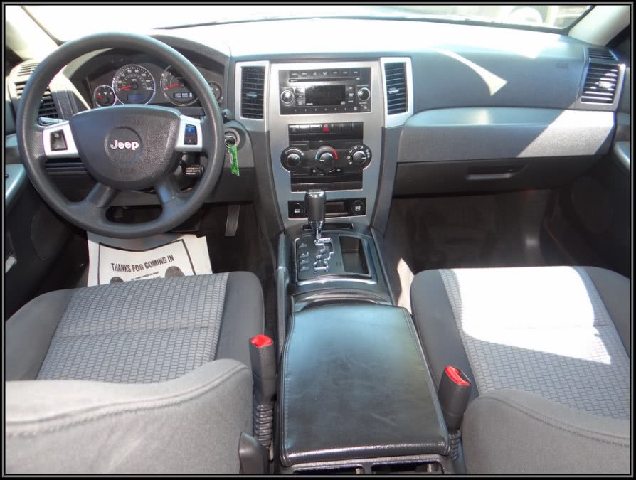 2009 Jeep Grand Cherokee 4WD 4dr Laredo, available for sale in Huntington Station, New York | My Auto Inc.. Huntington Station, New York 2009 Jeep Grand Cherokee 4WD 4dr Laredo, available for sale in Huntington Station, New York | My Auto Inc.. Huntington Station, New York