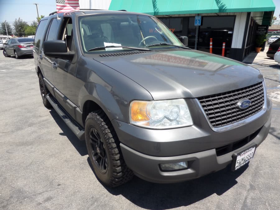 2006 Ford Expedition 4dr XLT, available for sale in Corona, California | Spectrum Motors. Corona, California