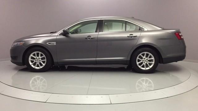 2013 Ford Taurus 4dr Sdn SE FWD, available for sale in Naugatuck, Connecticut | J&M Automotive Sls&Svc LLC. Naugatuck, Connecticut