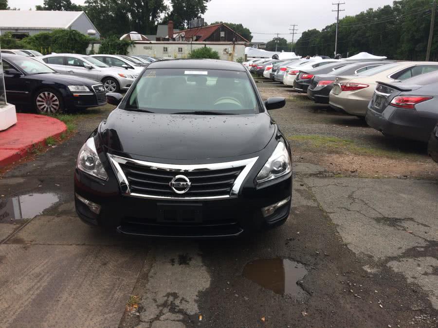 2015 Nissan Altima 4dr Sdn I4 2.5 SV, available for sale in S.Windsor, Connecticut | Empire Auto Wholesalers. S.Windsor, Connecticut