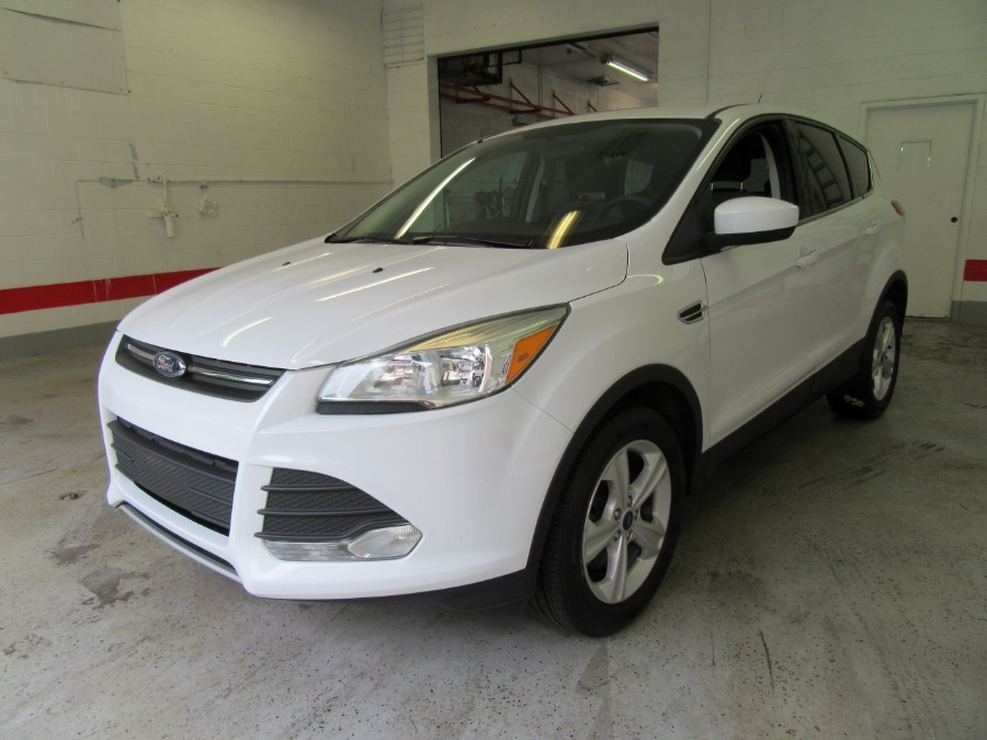 2014 Ford Escape FWD 4dr SE, available for sale in Little Ferry, New Jersey | Royalty Auto Sales. Little Ferry, New Jersey