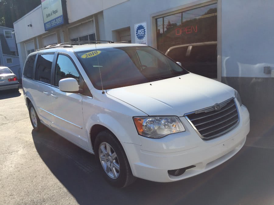2010 Chrysler Town & Country 4dr Wgn Touring, available for sale in Bristol, Connecticut | Bristol Auto Center LLC. Bristol, Connecticut