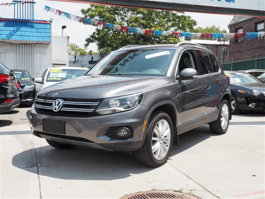 2014 Volkswagen Tiguan SE 4Motion, available for sale in Huntington Station, New York | Connection Auto Sales Inc.. Huntington Station, New York