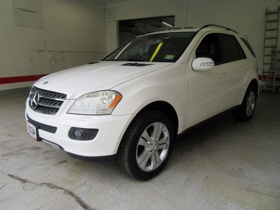 2007 Mercedes-Benz M-Class 4MATIC 4dr 3.5L, available for sale in Little Ferry, New Jersey | Royalty Auto Sales. Little Ferry, New Jersey
