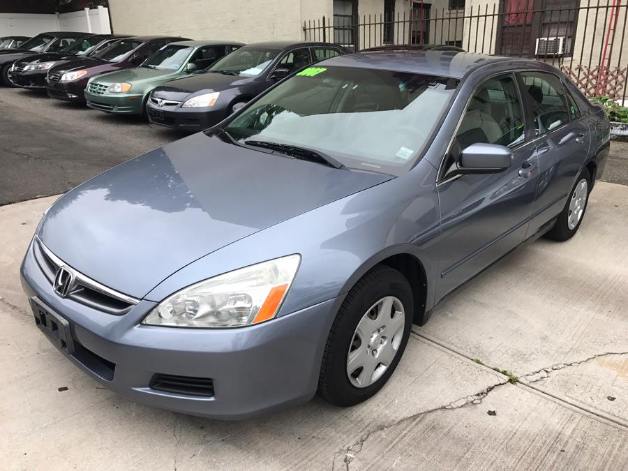 2007 Honda Accord Sdn 4dr I4 AT LX PZEV, available for sale in Jamaica, New York | Hillside Auto Center. Jamaica, New York