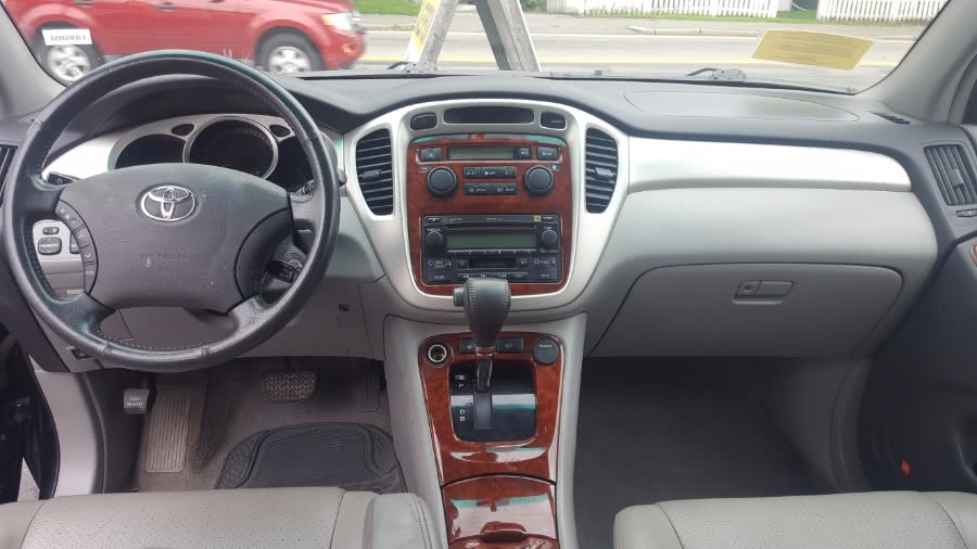 2006 Toyota Highlander Hybrid Limited AWD 4dr 4WD LTD (Natl), available for sale in Worcester, Massachusetts | Rally Motor Sports. Worcester, Massachusetts 2006 Toyota Highlander Hybrid Limited AWD 4dr 4WD LTD (Natl), available for sale in Worcester, Massachusetts | Rally Motor Sports. Worcester, Massachusetts